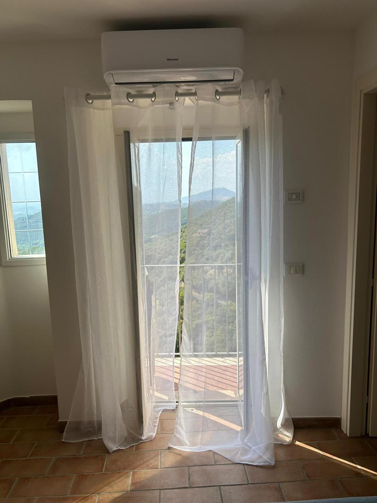 La Casa Della Rocca Apartment Roccantica ภายนอก รูปภาพ